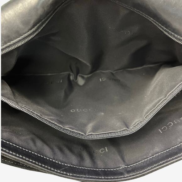Gucci Black Suede Shoulder Bag 001 3266 Vintage Messenger Style Made In Italy - Picture 12 of 16